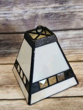 Stained Glass Small Accent Lamp Hanging Shade Ivory With Bronze Accents